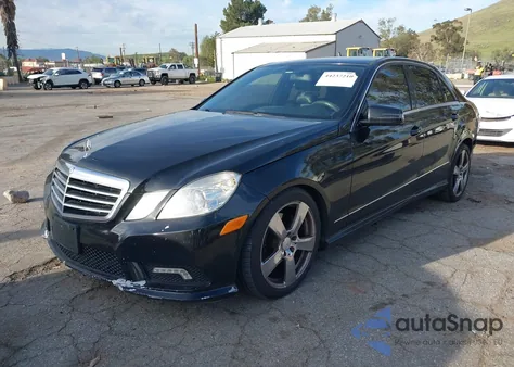 2011 Mercedes-Benz E 350 z USA, uszkodzony, nr VIN WDDHF5GBXBA403802
